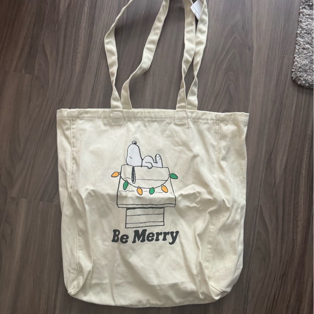 Snoopy Be Merry cream tote bag - new with tag